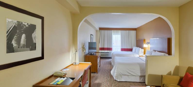 夏洛特派恩维尔福朋喜来登酒店(Four Points by Sheraton Charlotte - Pineville)图片