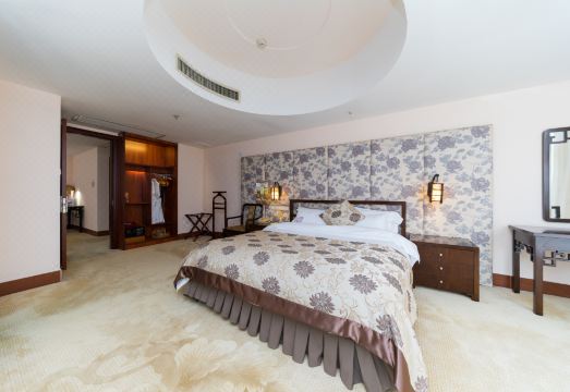 University Town International HotelHotel Overview