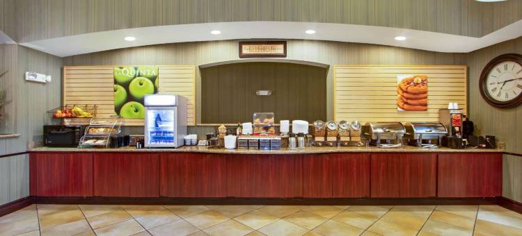 阿尔伯克基中城拉昆塔温德姆套房酒店(La Quinta Inn & Suites by Wyndham Albuquerque Midtown)图片