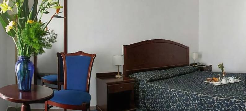 米德特拉尼奥酒店(Hotel Mediterraneo)图片