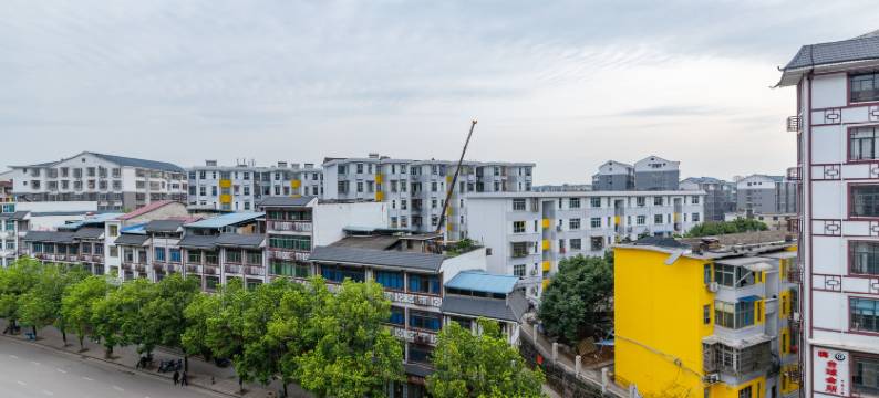 双峰假日酒店(麻阳汽车站店)图片