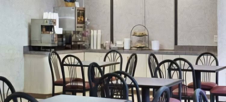 加兰北达拉斯地区速8酒店(Super 8 by Wyndham Garland North Dallas Area)图片