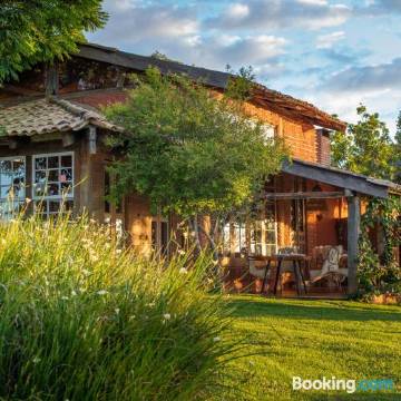 昆塔道斯威汉普萨沙姆酒店(Quinta Dos Pinhais Pouso e Charme)