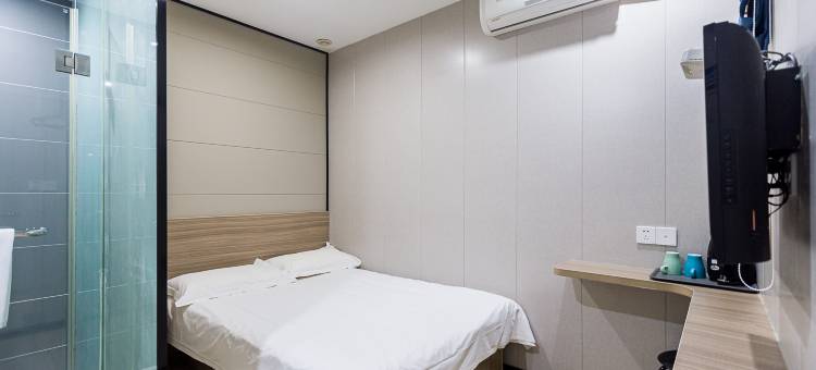 易佰良品酒店(南京东南大学诚信大道地铁站店)图片