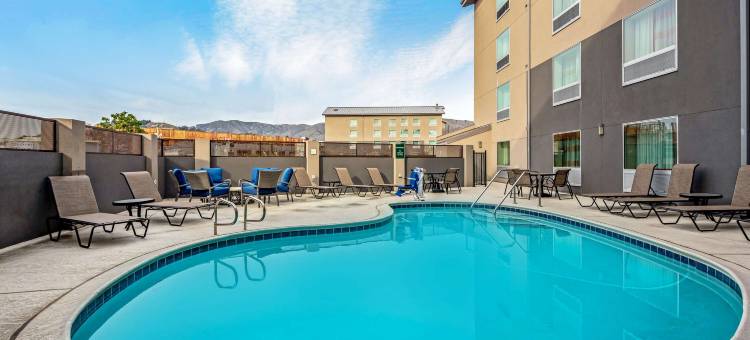 旧金山机场北拉昆塔温德姆套房酒店(La Quinta Inn & Suites by Wyndham San Francisco Airport N)图片