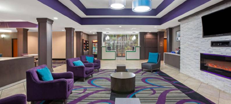 帕萨迪纳北部拉昆塔温德姆套房酒店(La Quinta Inn & Suites by Wyndham Pasadena North)图片