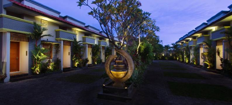 万由马士别墅(The Banyumas Villa)图片