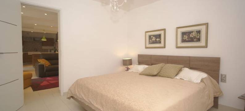 Cozy Holiday Home in Sorgues with Garden图片