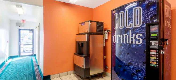 俄克拉何马城6号汽车旅馆(Motel 6 Oklahoma City, OK)图片