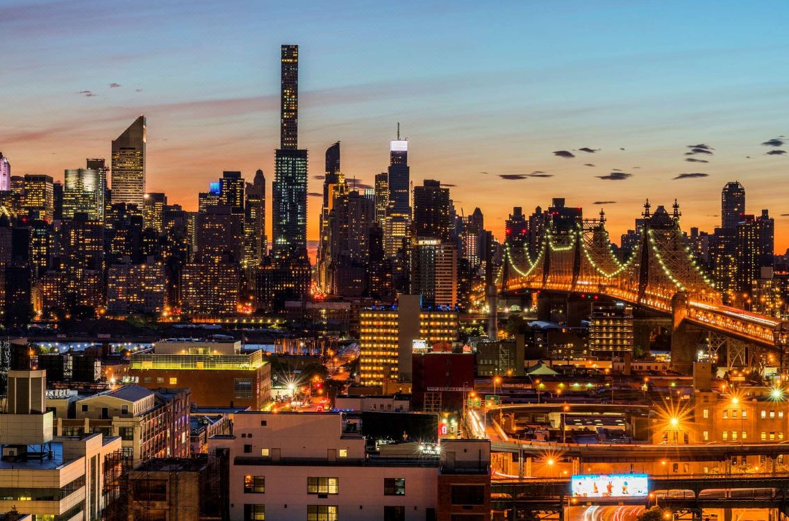 Aloft Long Island City-Manhattan View.