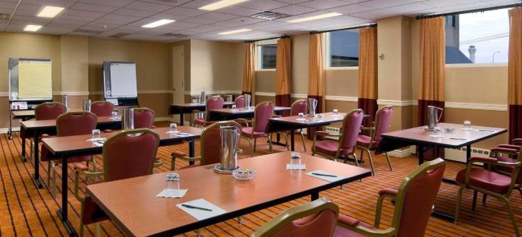 希尔顿纽华克机场酒店(Hilton Newark Airport)图片