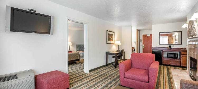 维塞利亚贝斯特韦斯特酒店(Best Western Visalia Hotel)图片