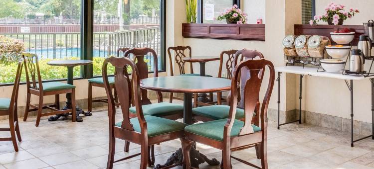 老城品质套房酒店(Quality Inn & Suites Olde Town)图片