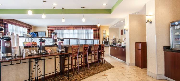 塔斯卡卢萨大学附近舒适全套房酒店(Comfort Suites Tuscaloosa Near University)图片