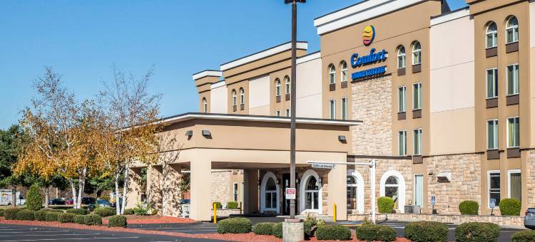 舒适套房酒店-东哈特福德(Comfort Inn & Suites East Hartford - Hartford)图片