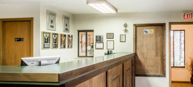 布鲁斯堡凯艺酒店(Quality Inn Bloomsburg)图片