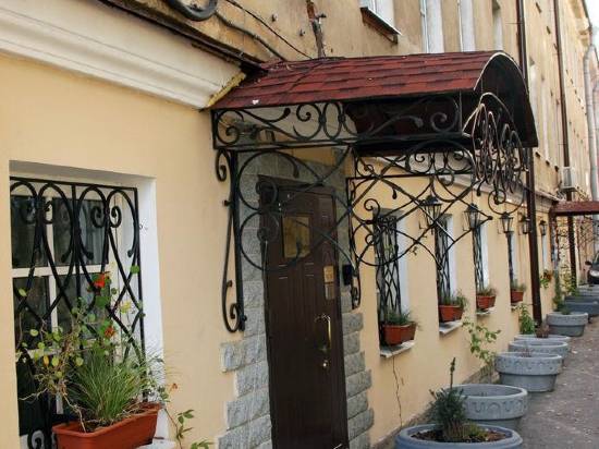 特里茲尼藝術酒店