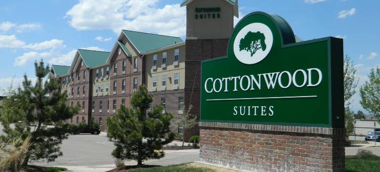 西敏丹佛北郊区开放式客房(Suburban Studios Westminster Denver North)图片