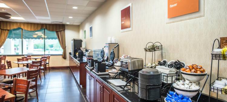 米尔霍尔-拉马尔凯艺酒店(Quality Inn Mill Hall - Lamar)图片