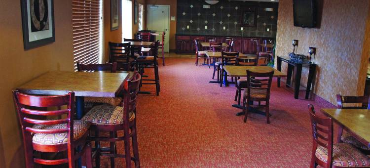 俾斯麦拉昆塔温德姆套房酒店(La Quinta Inn & Suites by Wyndham Bismarck)图片