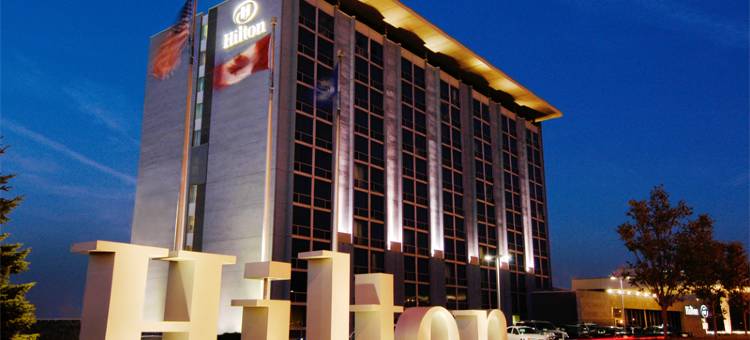 多伦多机场希尔顿套房酒店(Hilton Toronto Airport Hotel & Suites)图片