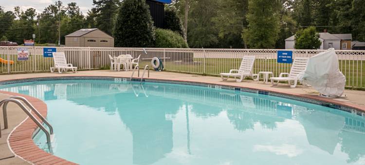 彼得斯堡舒适酒店，靠近李堡区域(Comfort Inn Petersburg Fort Lee Area)图片