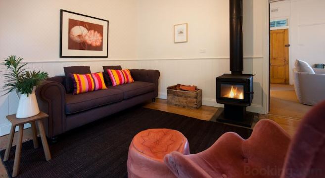 Wombat Hill Cottage- Central Daylesford Retreat Hotel Overview