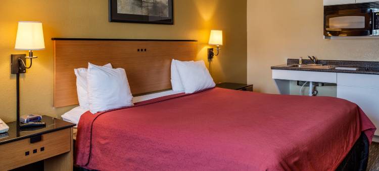 郊区工作室切斯特(Suburban Studios Chester I-95)图片