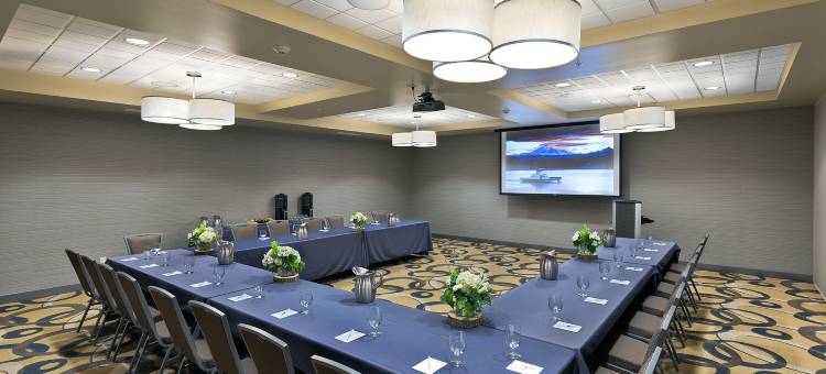 贝灵厄姆牛津酒店(Oxford Suites Bellingham)图片