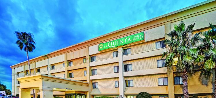 休斯顿贝敦东拉昆塔温德姆套房酒店(La Quinta Inn & Suites by Wyndham Houston Baytown East)图片