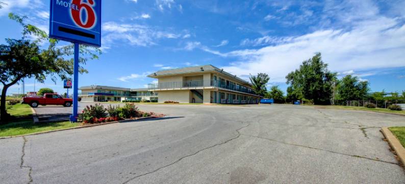 摄政旅馆(Regency Inn Tulsa)图片