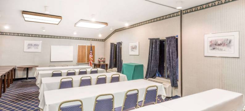 靠近 的阿德里酒店(Aderi Hotel Near Casino)图片