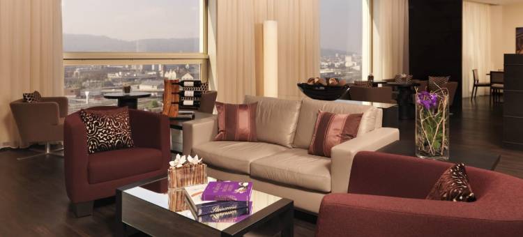 苏黎世大厦万丽酒店(Renaissance Zurich Tower Hotel)图片