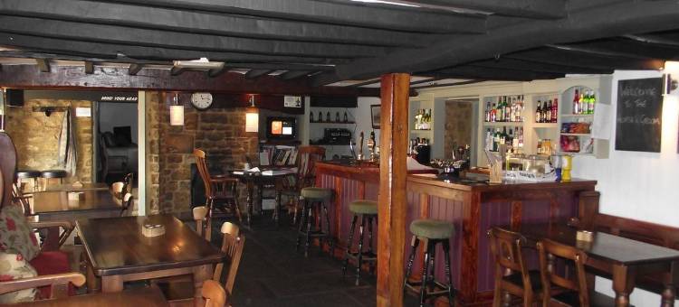 马和马夫旅馆(Ru's Inn at the Horse and Groom)图片