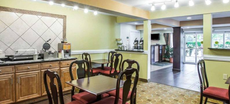 格林伍德25号高速公路凯艺酒店(Quality Inn Greenwood Hwy 25)图片