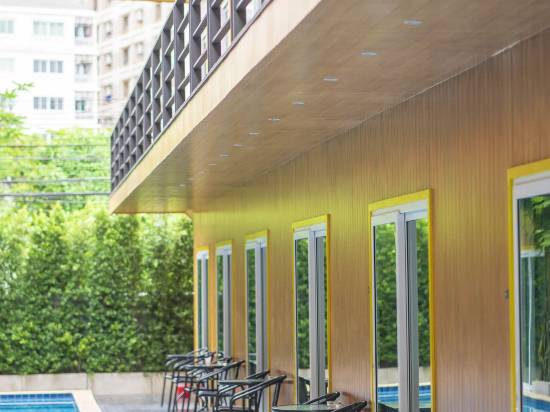 V度假酒店 - 懷光地鐵站