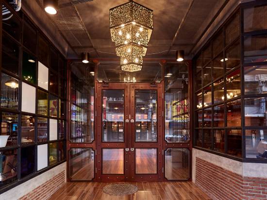 曼谷布拉莎麗W22酒店