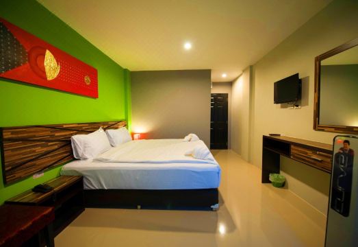 Dwella SuvarnabhumiHotel Overview