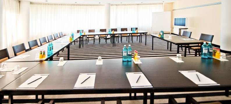 法兰克福中央车站布里斯托尔酒店(Bristol Hotel - Frankfurt City - Central Station)图片