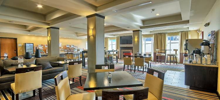 艾恩顿智选假日套房酒店(Holiday Inn Express & Suites Ironton)图片
