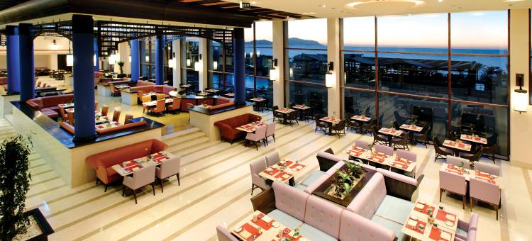 格兰德罗塔纳温泉度假酒店(Grand Rotana Resort & Spa)图片