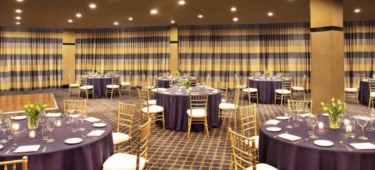 林肯港喜来登酒店(Sheraton Lincoln Harbor Hotel)图片