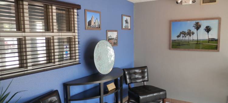 休斯顿-NASA克利尔莱克索尼斯塔简单套房酒店(Sonesta Simply Suites Houston – NASA Clear Lake)图片