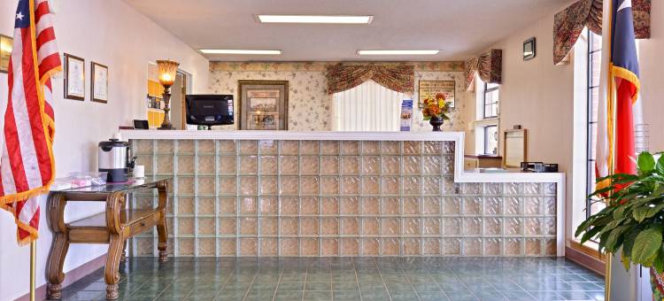 品质酒店及套房新波士顿 - 德克萨卡纳西(Quality Inn & Suites)图片