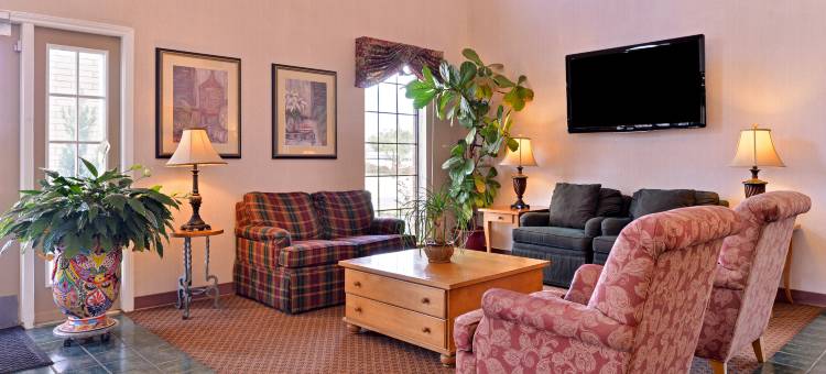 品质酒店及套房新波士顿 - 德克萨卡纳西(Quality Inn & Suites)图片