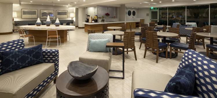 雷东多比奇海滩酒店-希尔顿启缤精选酒店(Redondo Beach Hotel, Tapestry Collection by Hilton)图片