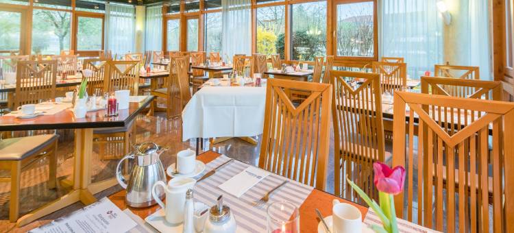 普瑞米尔贝尔法斯特泰坦尼克区酒店(Premier Inn Belfast Titanic Quarter)图片