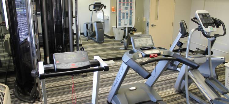 索内斯塔简约套房-克利夫兰北奥姆斯特德机场(Sonesta Simply Suites Cleveland North Olmsted Airport)图片
