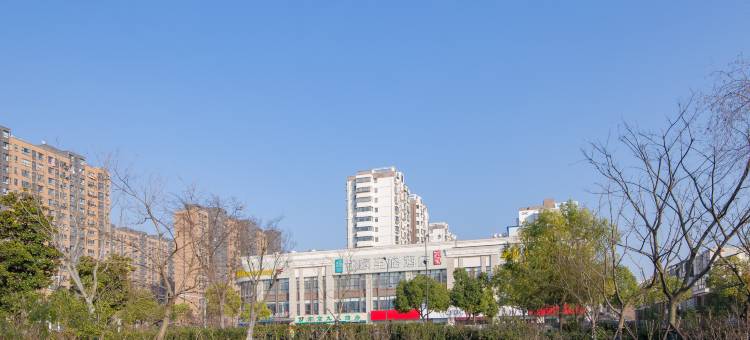 和颐至格酒店(南京六合区政府龙池地铁站店)图片