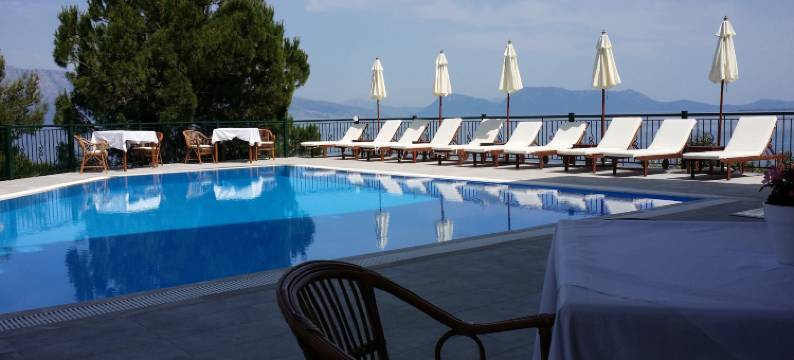 卡马里酒店(Aliki Hotel)图片